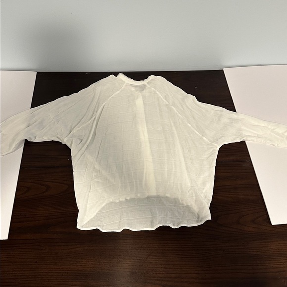 Democracy White Button Front Blouse Size M – Boho Lace Trim Peasant Top - Picture 6 of 8